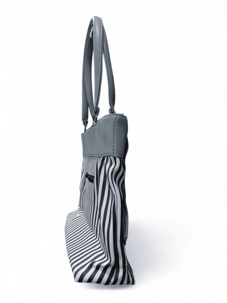 Black & White Bow Handbag 1